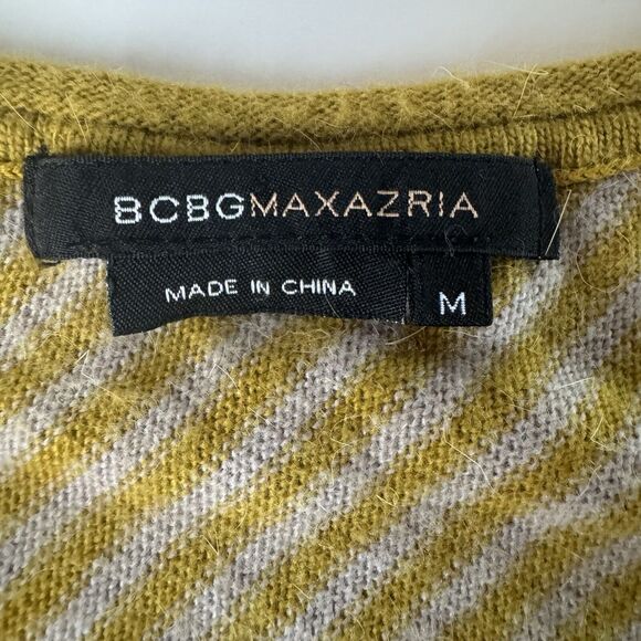 BCBG MAXAZRIA Women’s Asymmetrical Striped Short Sleeve Sweater Size Medium - Picture 3 of 12